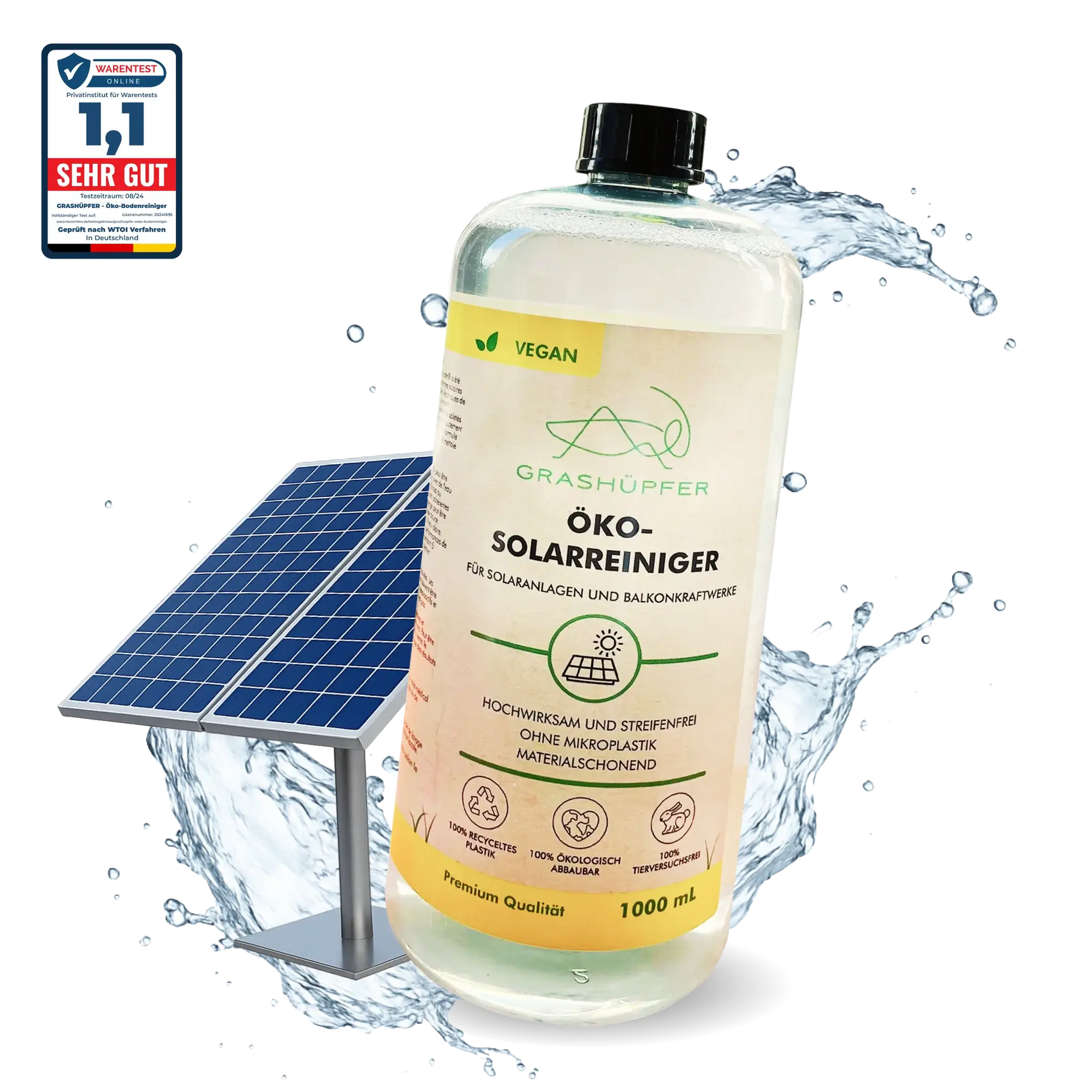 Der Öko-Solarreiniger von Grashüpfer ist einzeln in der Flasche in der Nahaufnahme zu sehen, daneben befinden sich frisch ökologisch gereinigte Solarpanele und ein Label mit der Note 1,1 (SEHR GUT) von Warentest Online.
